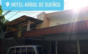 Hotel Arbol De Suenos